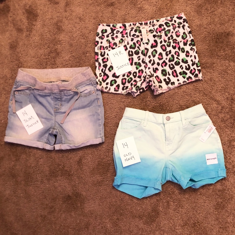 Girls shorts lot size 14